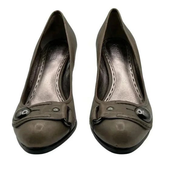 Coach Womens 7.5B Darlina Heels Buckle Button Coach Logo Bronze Leather Pumps - Picture 5 of 13